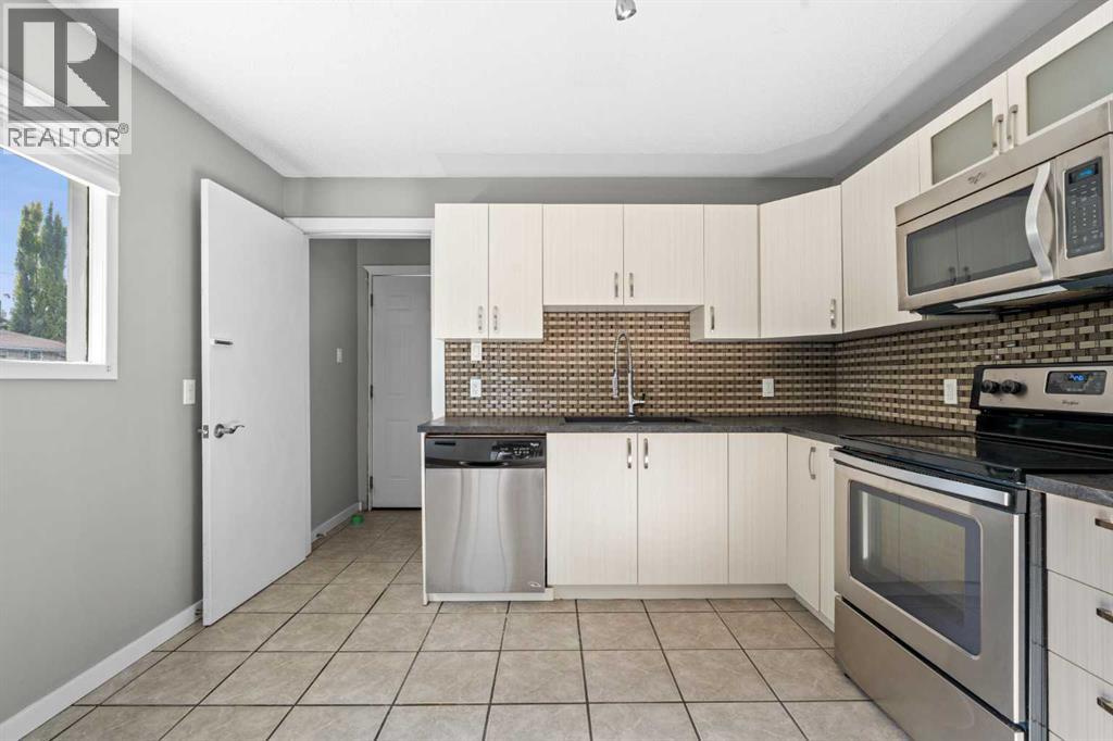 8320 Bowness Road NW - 13