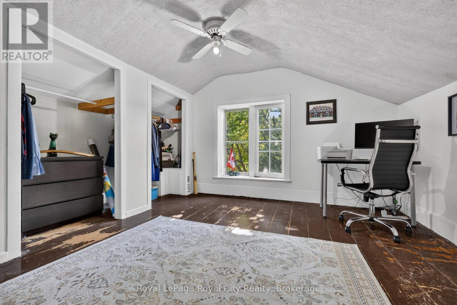 393 MAIN STREET S - 36
