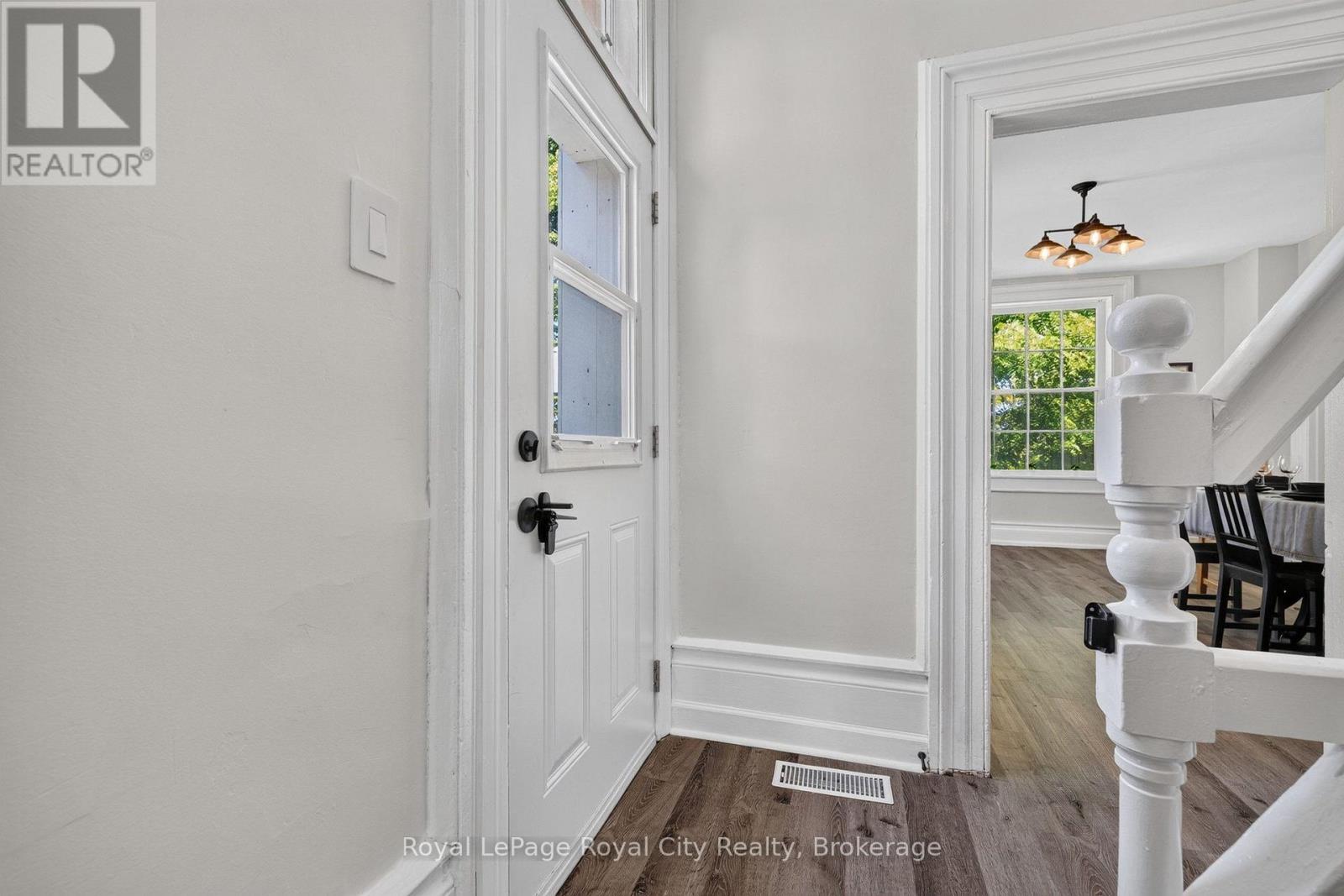 393 MAIN STREET S - Image 38