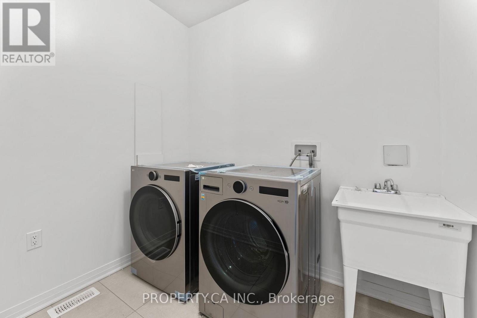 2 Yacht Drive, Clarington, ON photo 28