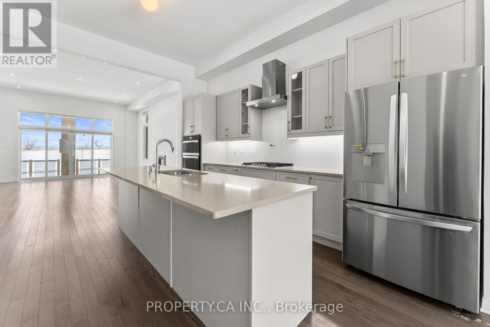 2 Yacht Drive, Clarington, ON photo 5