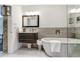 Bedroom 3 - 30 Birchmount Road, Toronto, ON M1N3J4 Photo 16