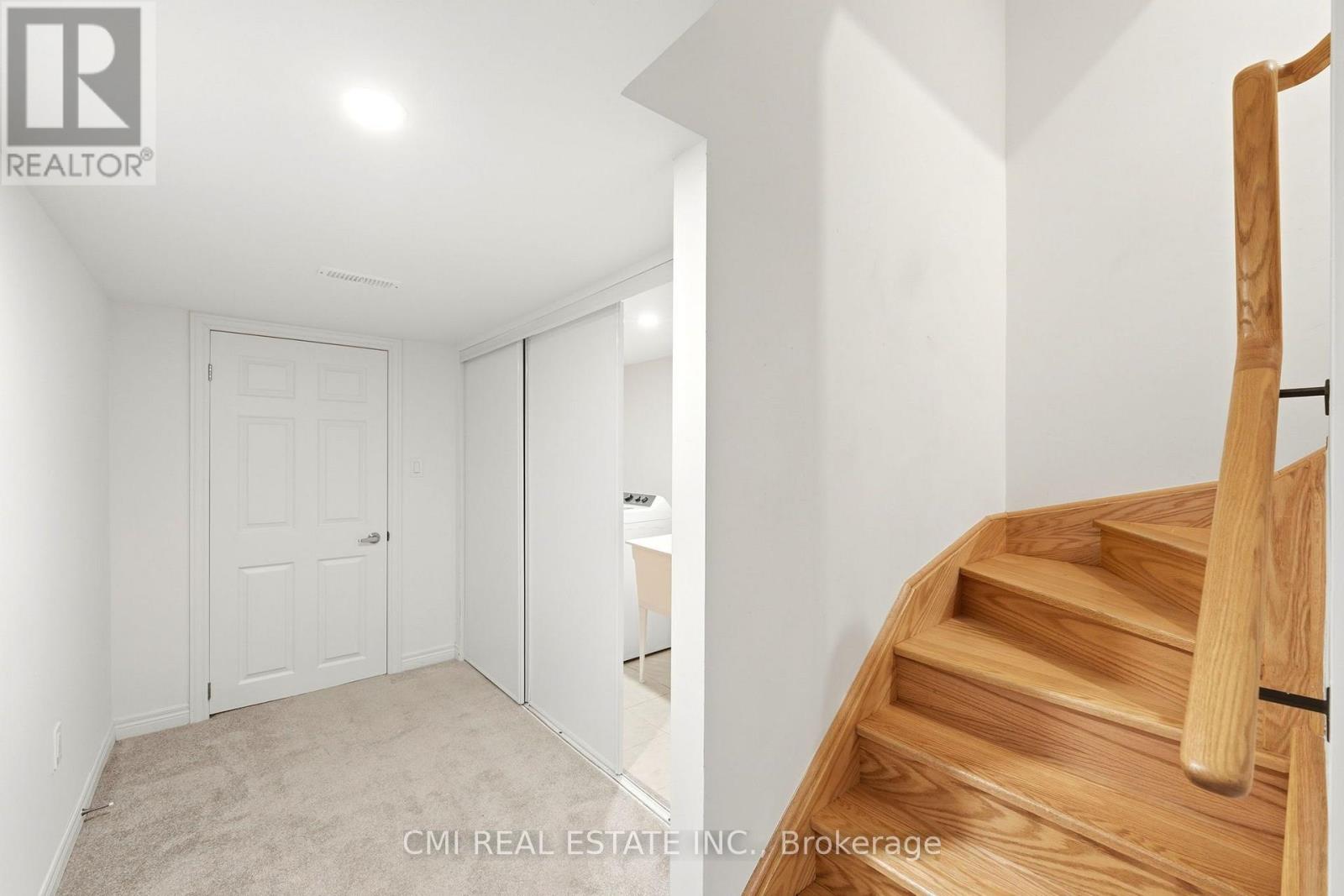 664 Fleetwood Drive, Oshawa, ON photo 39