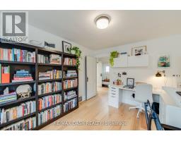 74 Oak Park Avenue, Toronto, ON M4C4M3 Photo 16