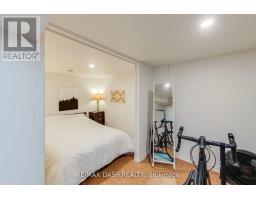 74 Oak Park Avenue, Toronto, ON M4C4M3 Photo 19