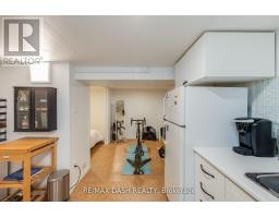74 Oak Park Avenue, Toronto, ON M4C4M3 Photo 20