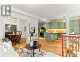 Kitchen - 92 Highcroft Road, Toronto, ON M4L3G5 Photo 12