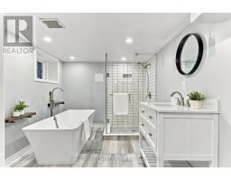 92 Highcroft Road, Toronto, ON M4L3G5 Photo 41