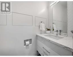 Bedroom 3 - 39 Red Deer Avenue, Toronto, ON M1N2Z1 Photo 15