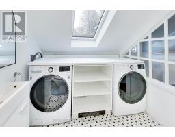 56 Leuty Avenue, Toronto, ON M4E2R4 Photo 27