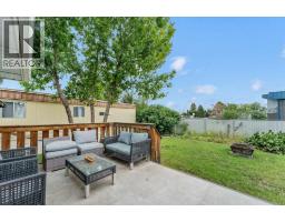 352 Cornell Crescent Sw, Medicine Hat, AB T1A7Z3 Photo 31