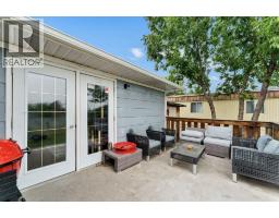 352 Cornell Crescent Sw, Medicine Hat, AB T1A7Z3 Photo 32