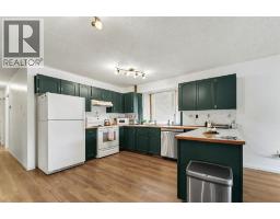 Storage - 352 Cornell Crescent Sw, Medicine Hat, AB T1A7Z3 Photo 9