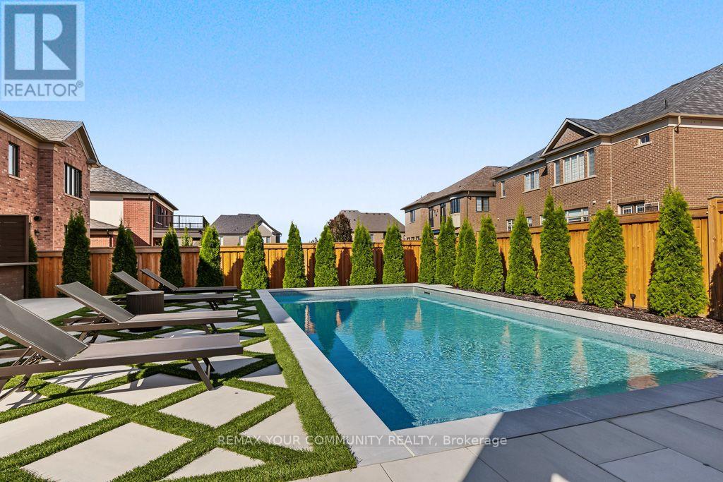 86 SCULPTURE GARDEN LANE - Image 33