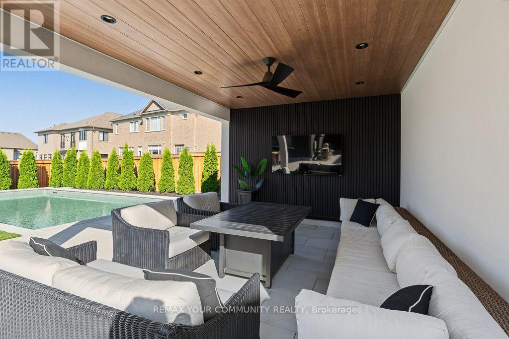 86 SCULPTURE GARDEN LANE - Image 34
