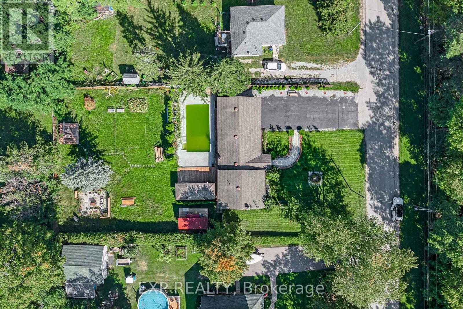 388 BOUCHIER STREET - Image 37