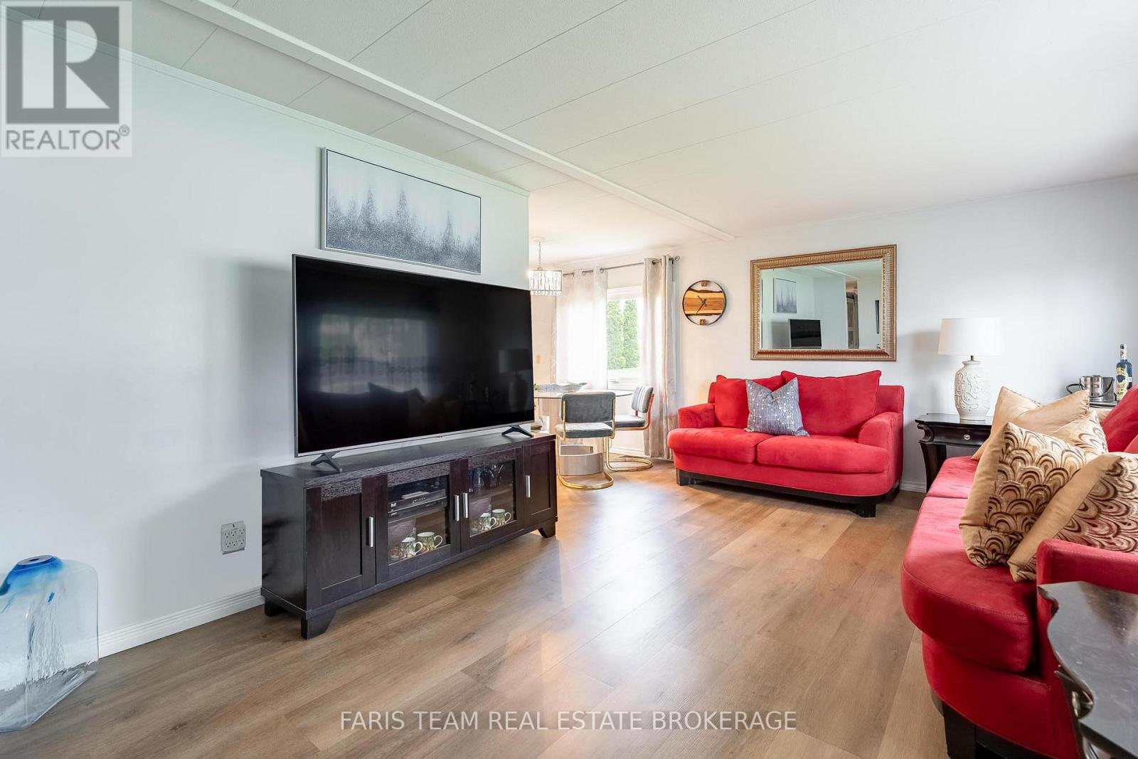 21 HAWTHORNE DRIVE - Image 17