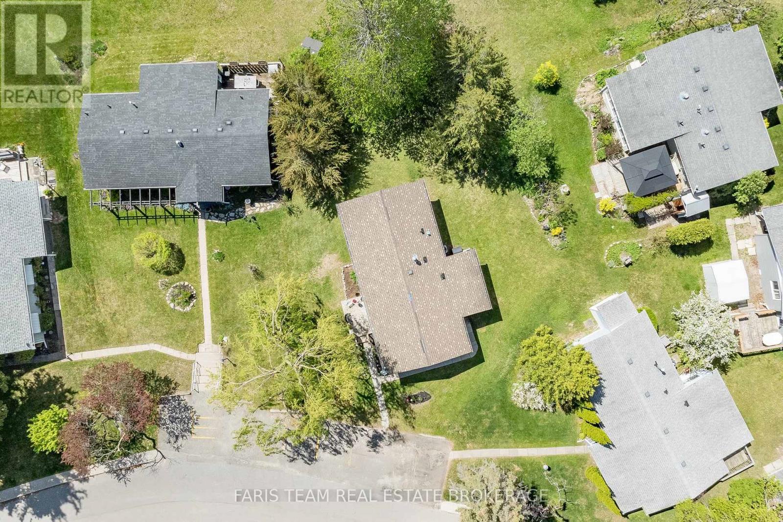 21 HAWTHORNE DRIVE - Image 31