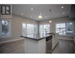 1497 Purchase Place, Innisfil, ON L0L1W0 Photo 9