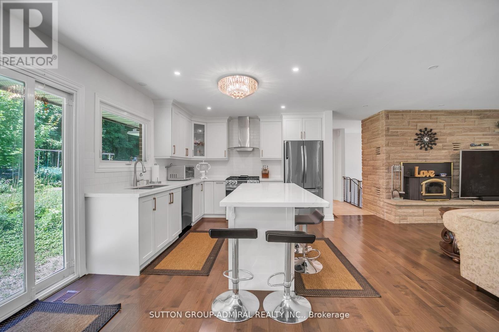 19246 WARDEN AVENUE - 15