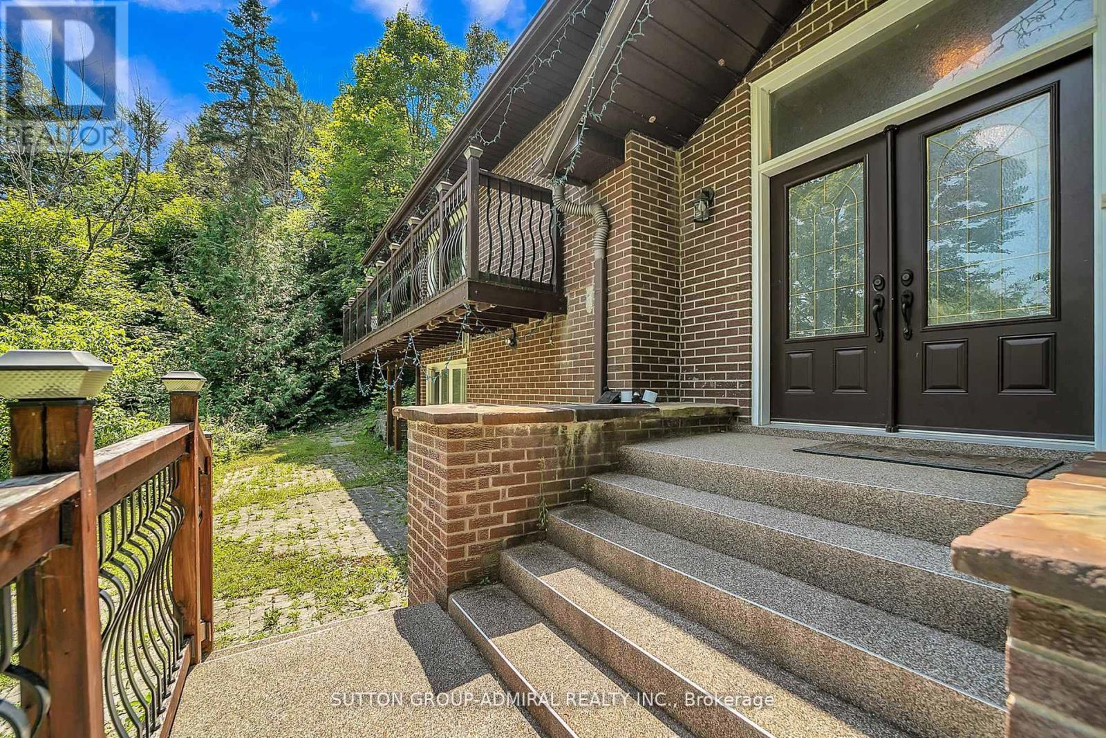 19246 WARDEN AVENUE - 5