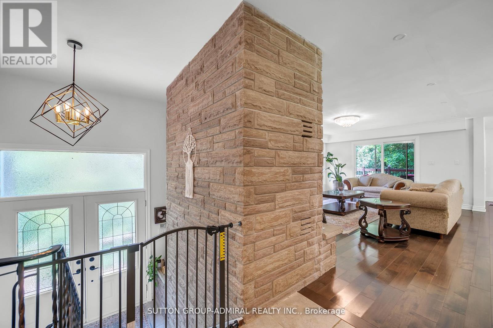 19246 WARDEN AVENUE - 7
