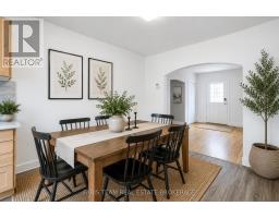 Family room - 18 Holgate Street, Barrie, ON L4N2T5 Photo 10
