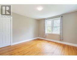18 Holgate Street, Barrie, ON L4N2T5 Photo 13