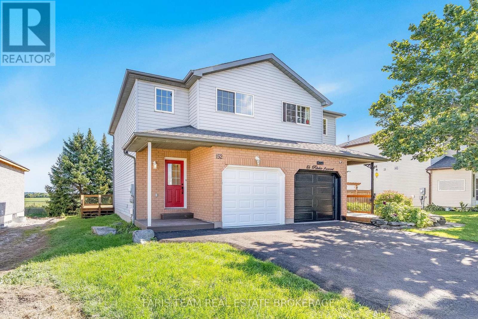 152 RITCHIE CRESCENT - 1