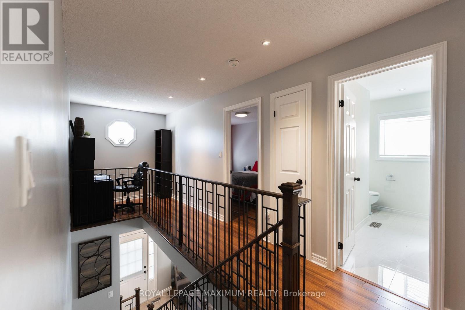5221 GARLAND CRESCENT - 25
