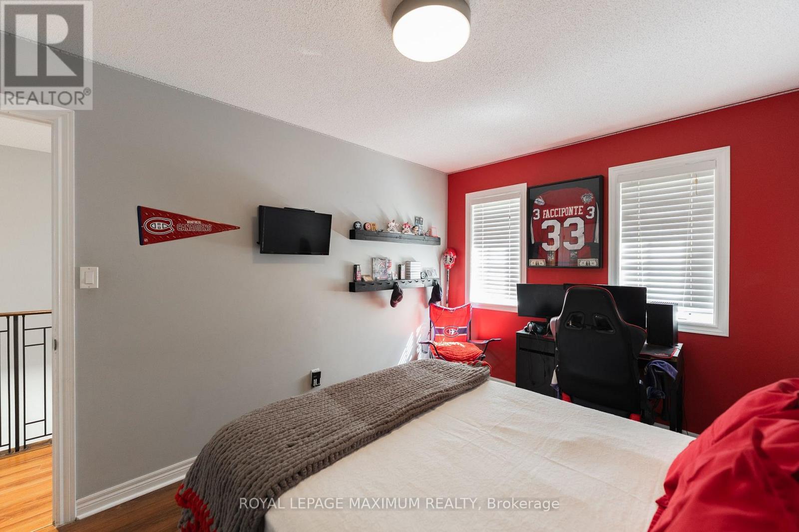 5221 GARLAND CRESCENT - 28