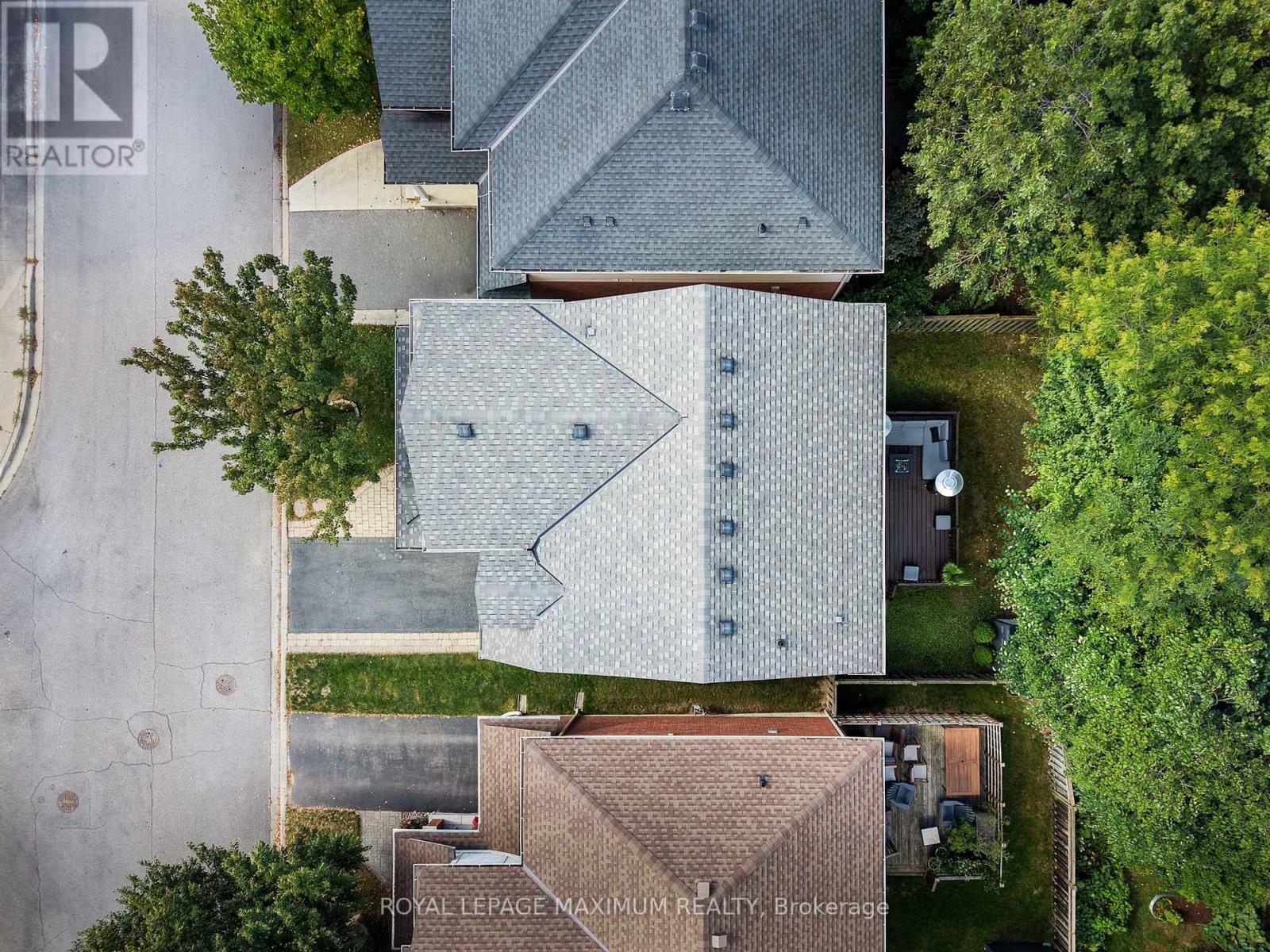 5221 GARLAND CRESCENT - 36