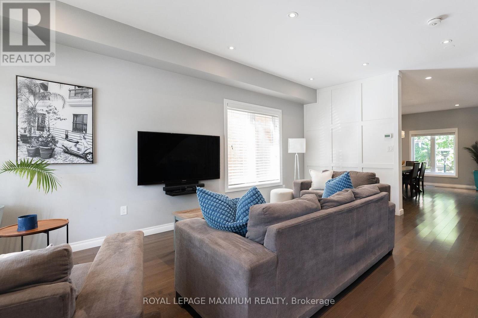 Photo of 5221 GARLAND CRESCENT