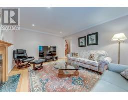 415 March Crescent, Oakville, ON L6H5X7 Photo 14
