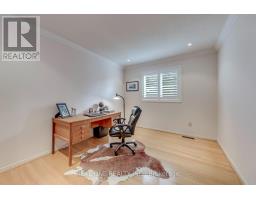 415 March Crescent, Oakville, ON L6H5X7 Photo 23