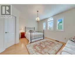415 March Crescent, Oakville, ON L6H5X7 Photo 33