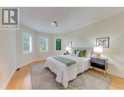415 March Crescent, Oakville, ON L6H5X7 Photo 35
