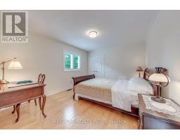 415 March Crescent, Oakville, ON L6H5X7 Photo 37