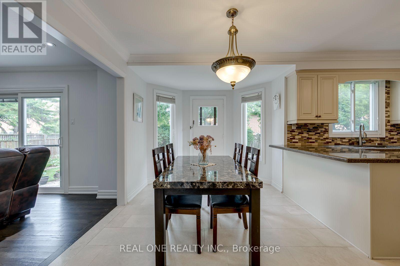 2041 MADDEN BOULEVARD - 22