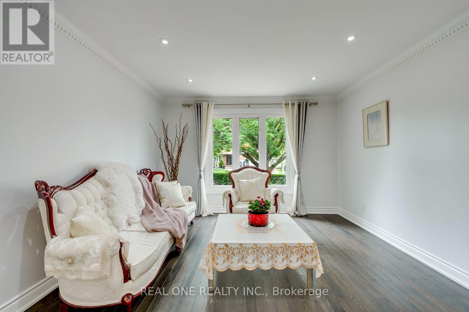 2041 MADDEN BOULEVARD - 7