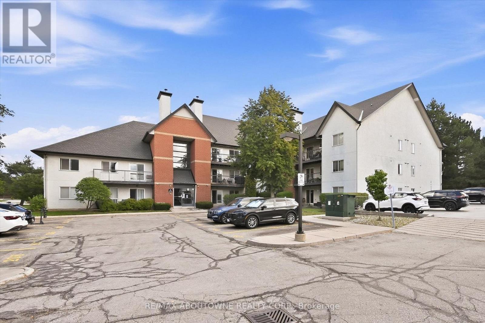 Photo of 1450 Glen Abbey Gate