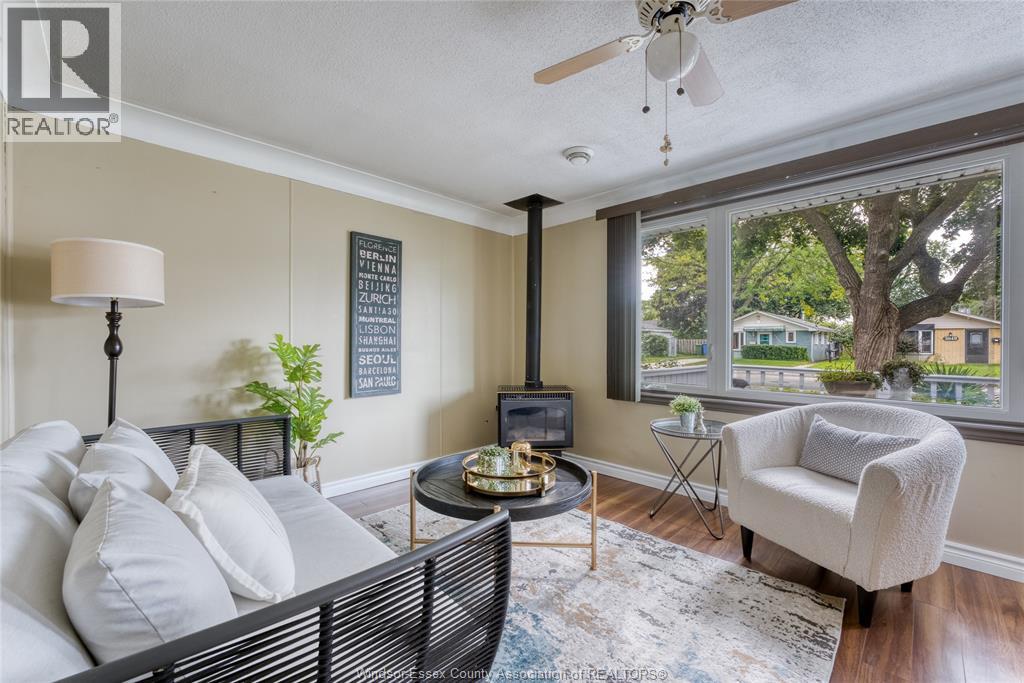 3850 REGINALD - 9