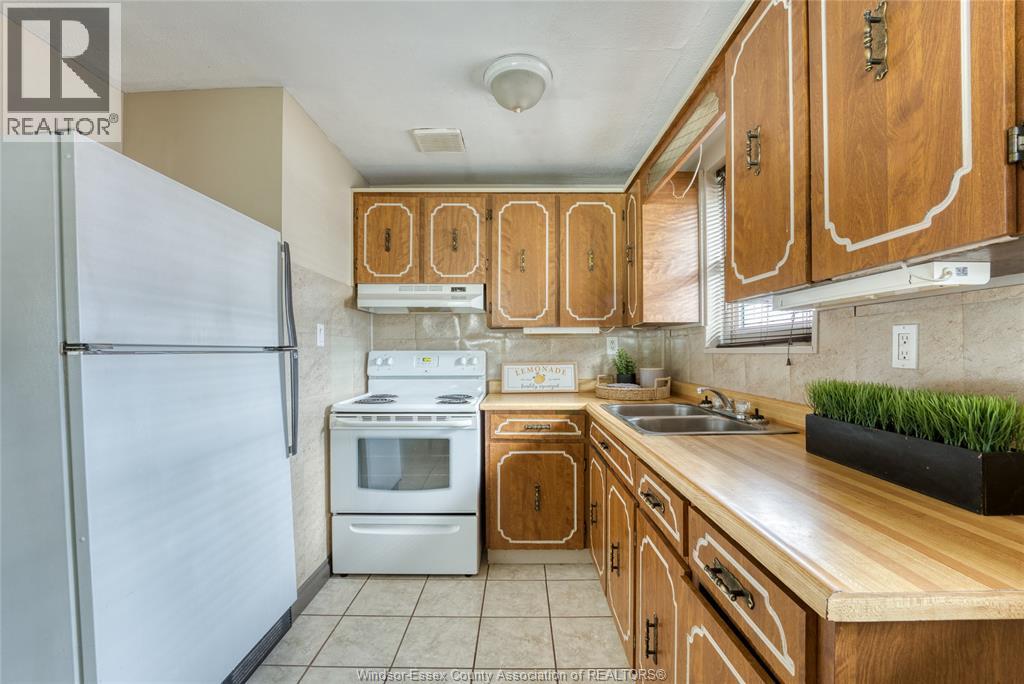 3850 REGINALD - 13
