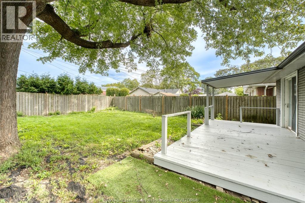 3850 REGINALD - 27