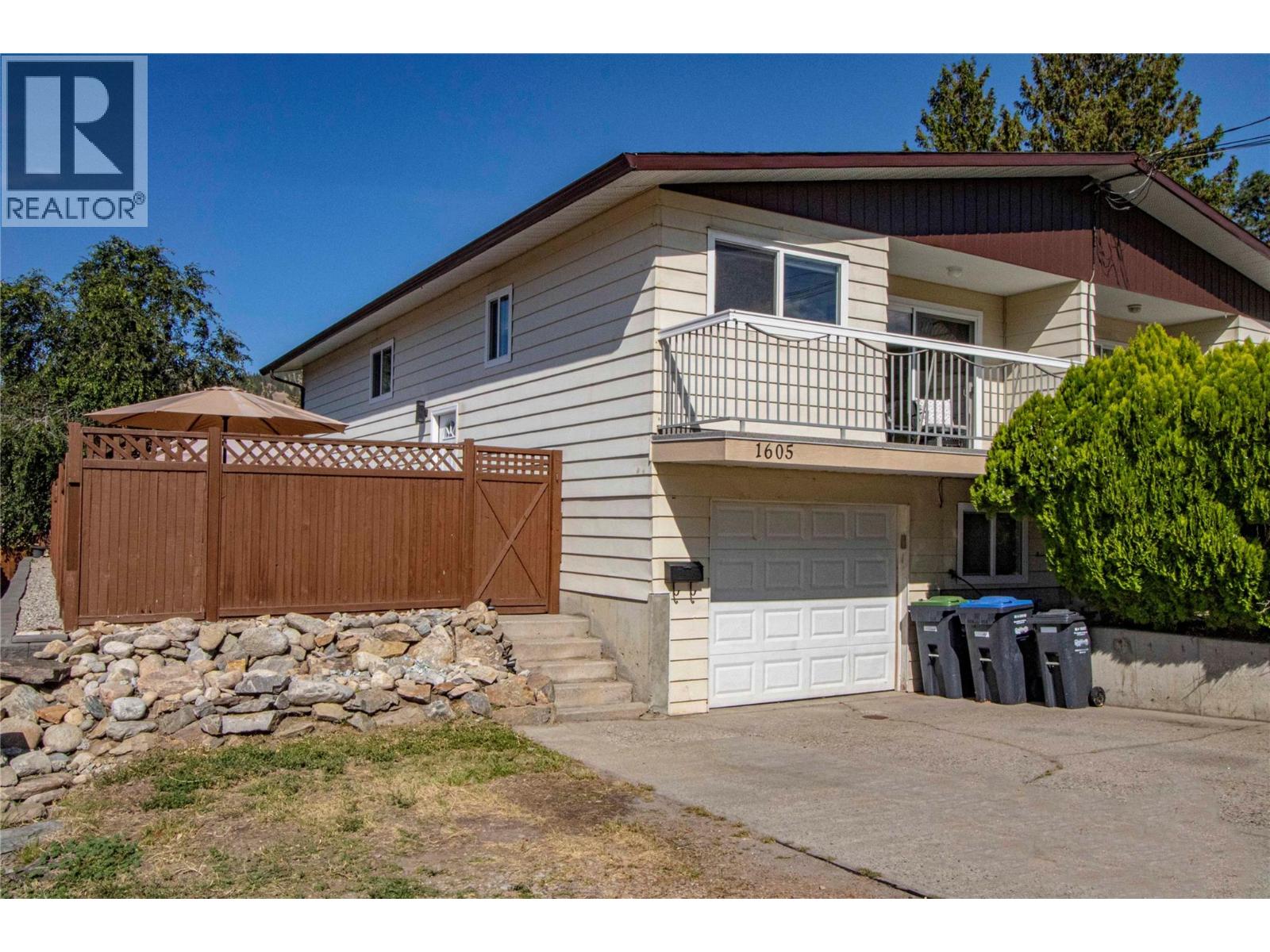 Property for sale at 1605 Carmi Avenue