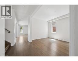 4pc Bathroom - 219 Dolman Street, Breslau, ON N0B1M0 Photo 10