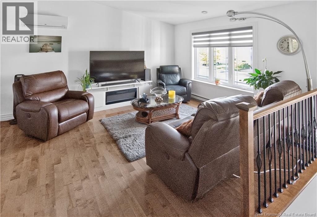 356 Maplehurst Drive - 3