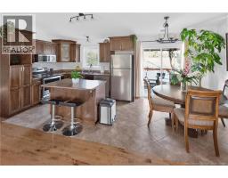 356 Maplehurst Drive, photo 5
