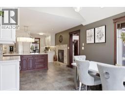 Eating area - 205 Clubview Drive, Amherstburg, ON N9V3Z3 Photo 13
