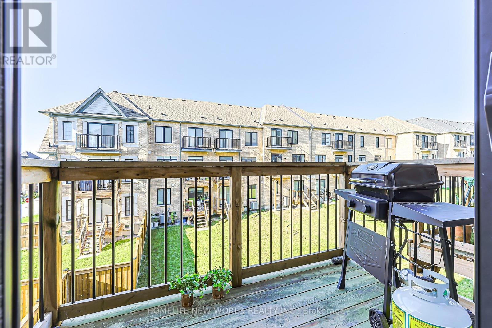 56 Elkington Crescent, Whitby, ON photo 14